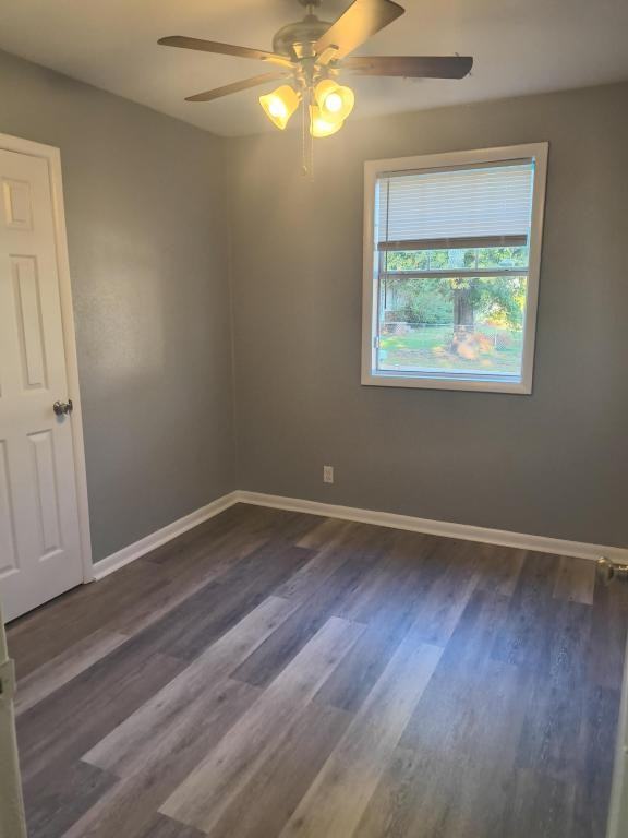 4802 N Elwood Ave - Photo 5 of 13