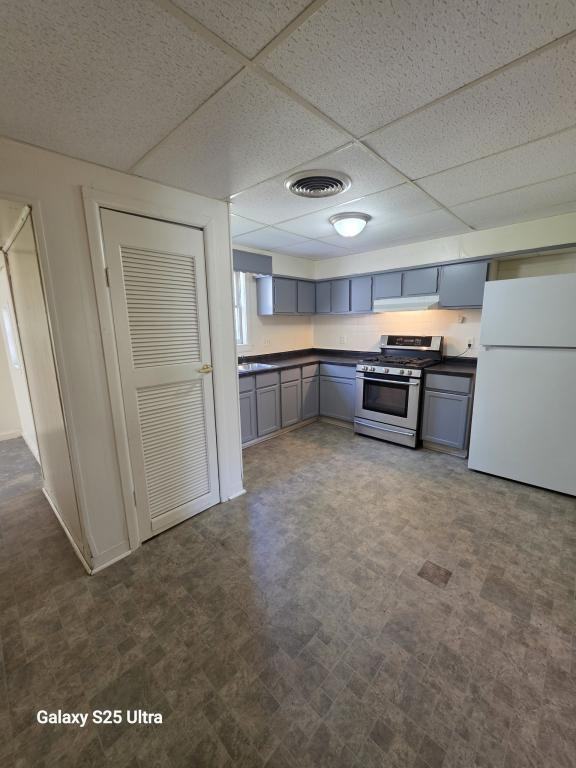 900 E Vaile Ave - Photo 2 of 12