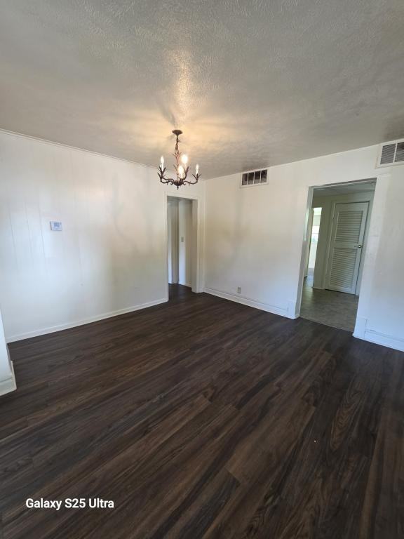 900 E Vaile Ave - Photo 4 of 12
