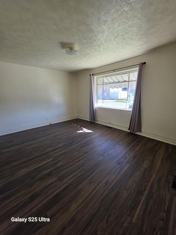 900 E Vaile Ave - Photo 7 of 12