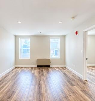 37 Cottage St Unit D - Photo 3 of 10