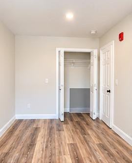 37 Cottage St Unit D - Photo 4 of 10