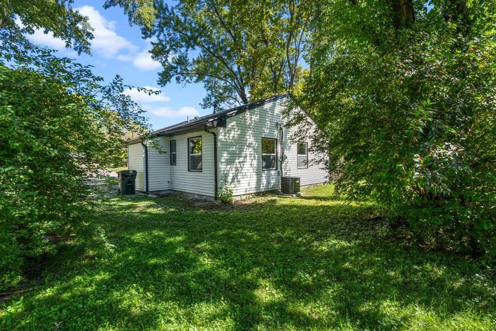 4678 Drew Way - Photo 4 of 21