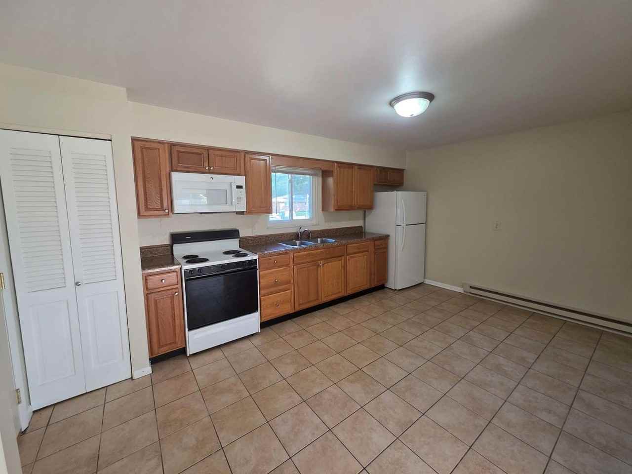3955 Whitehouse Spencer Rd #3 - Photo 3 of 15