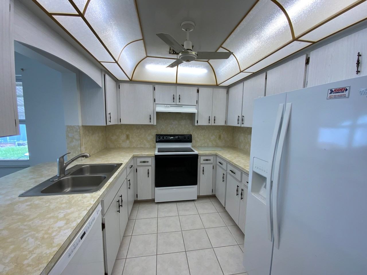 519 Bradenton Rd #1 - Photo 6 of 17