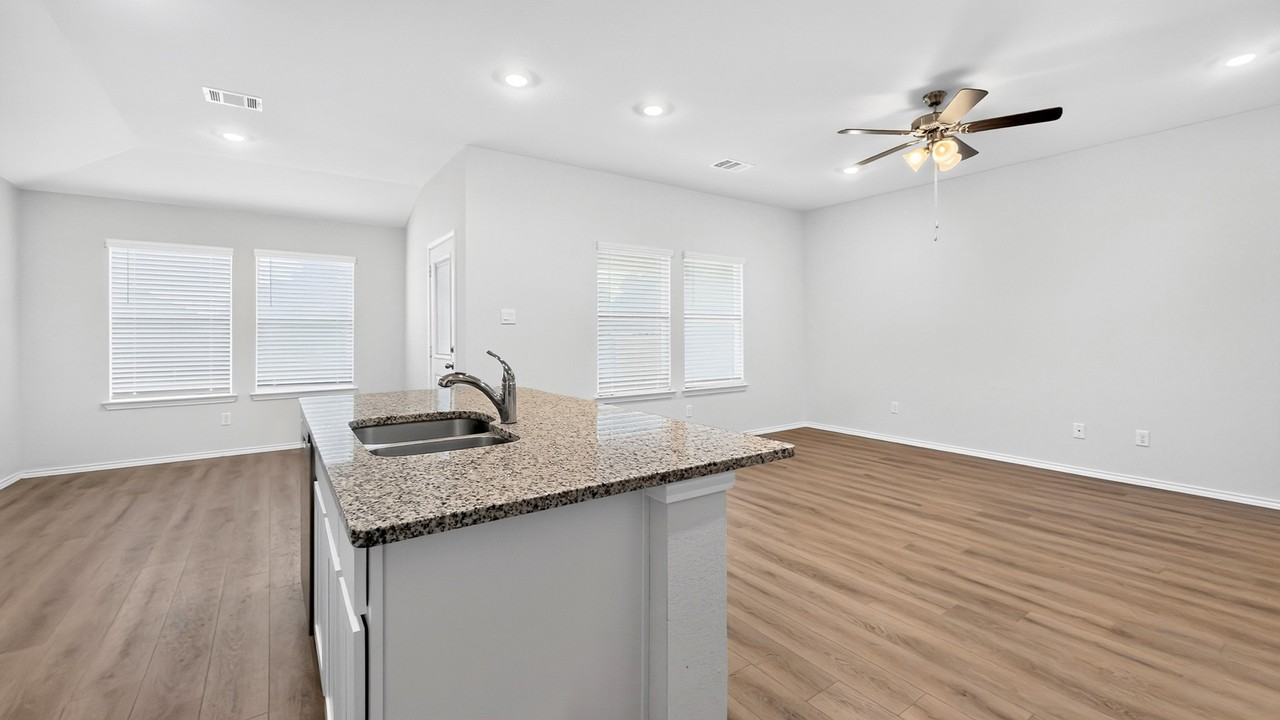 241 Powder Dr #1 - Photo 4 of 16