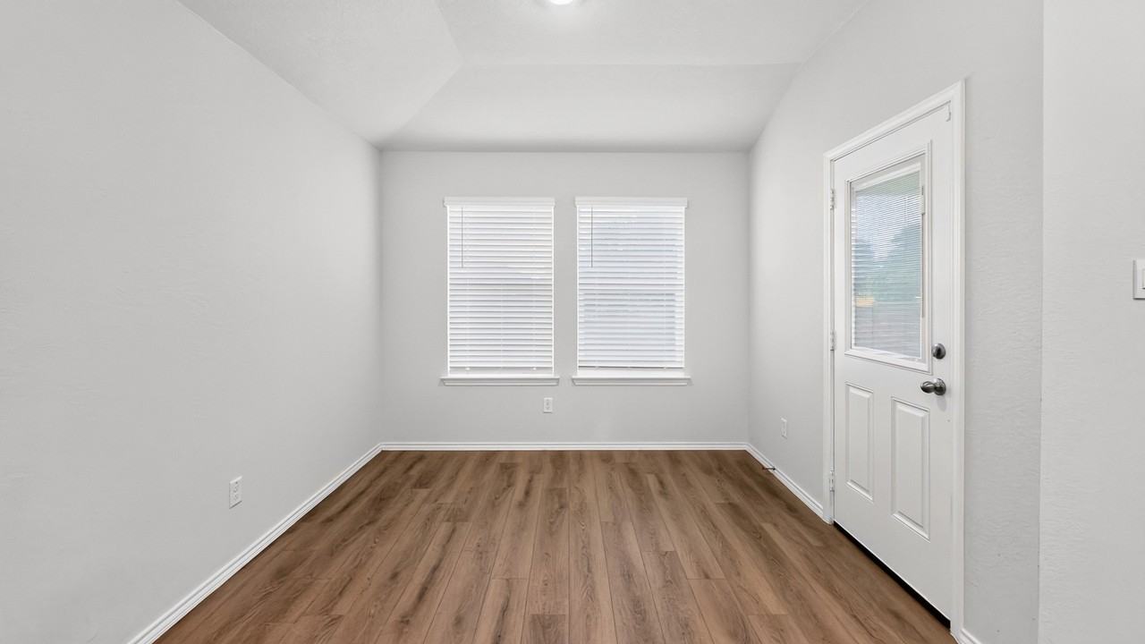241 Powder Dr #1 - Photo 5 of 16