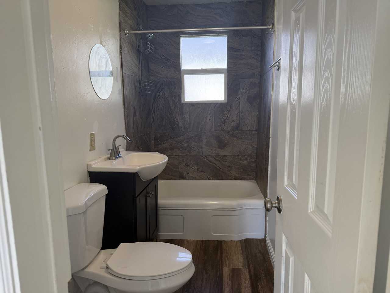 980 Iona St #980 - Photo 6 of 10
