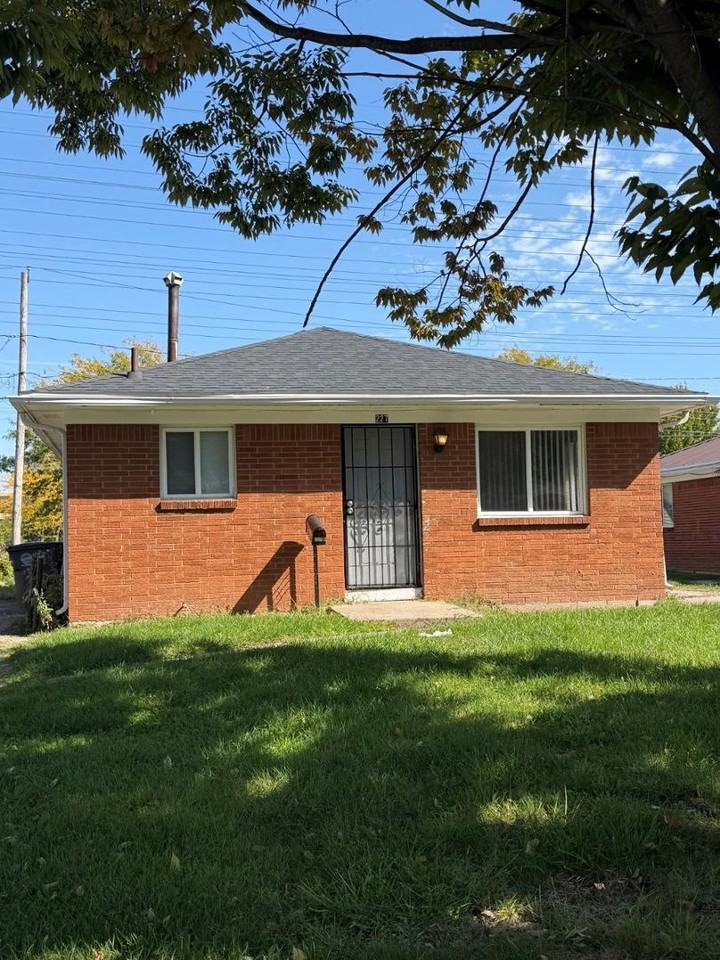227 Graham St #A - Photo 2 of 10
