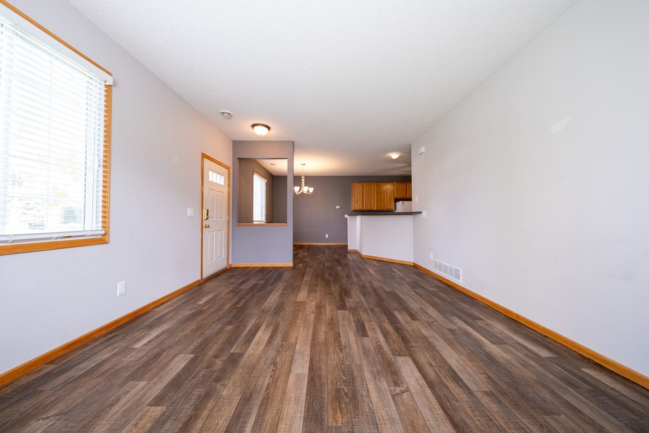 535 Tamarack Trl #1 - Photo 6 of 24