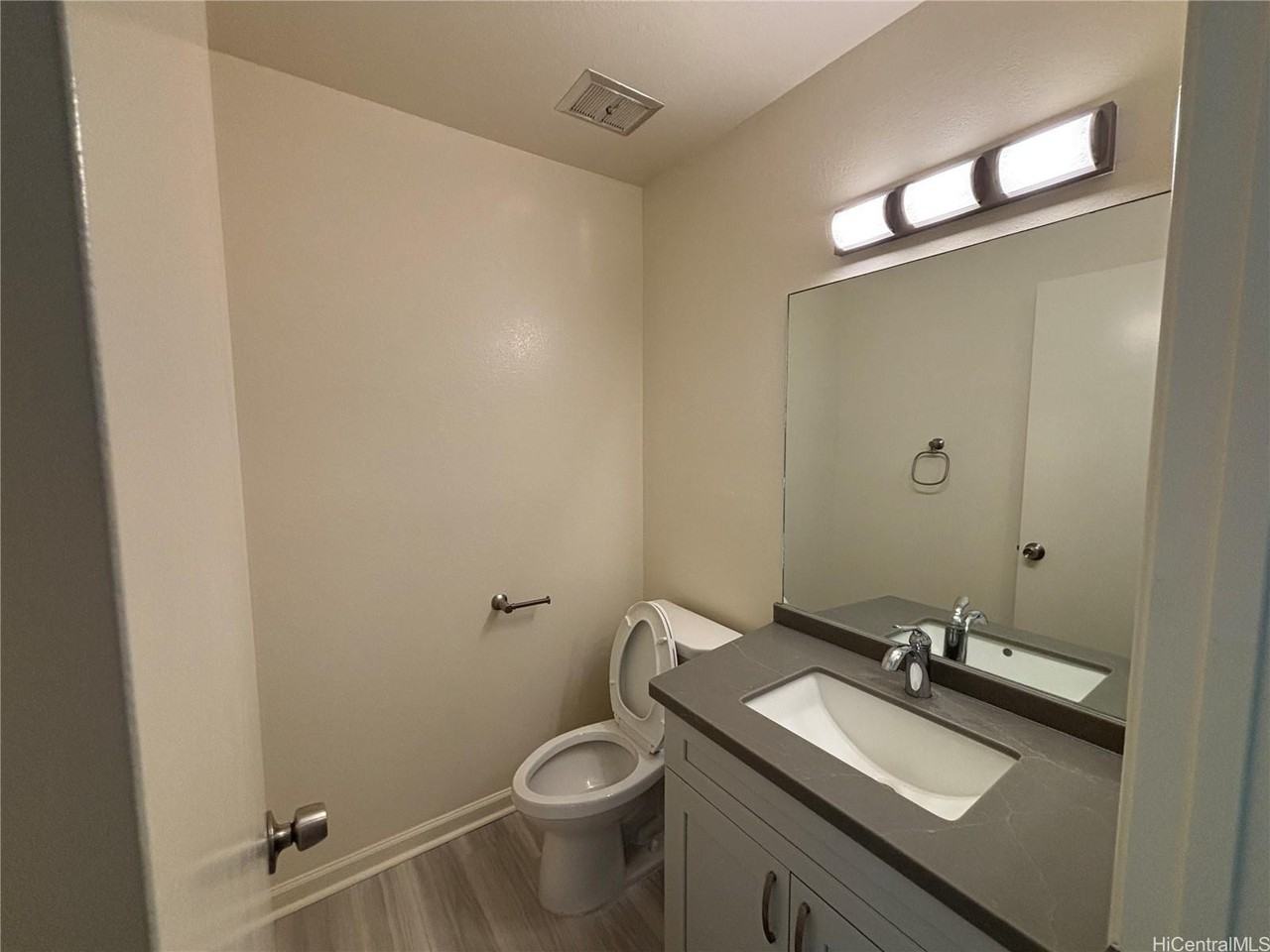 94-1059 Leomana Pl - Photo 5 of 17