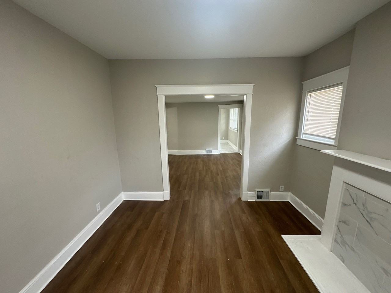 3016 E 26th St #1 - Photo 3 of 18