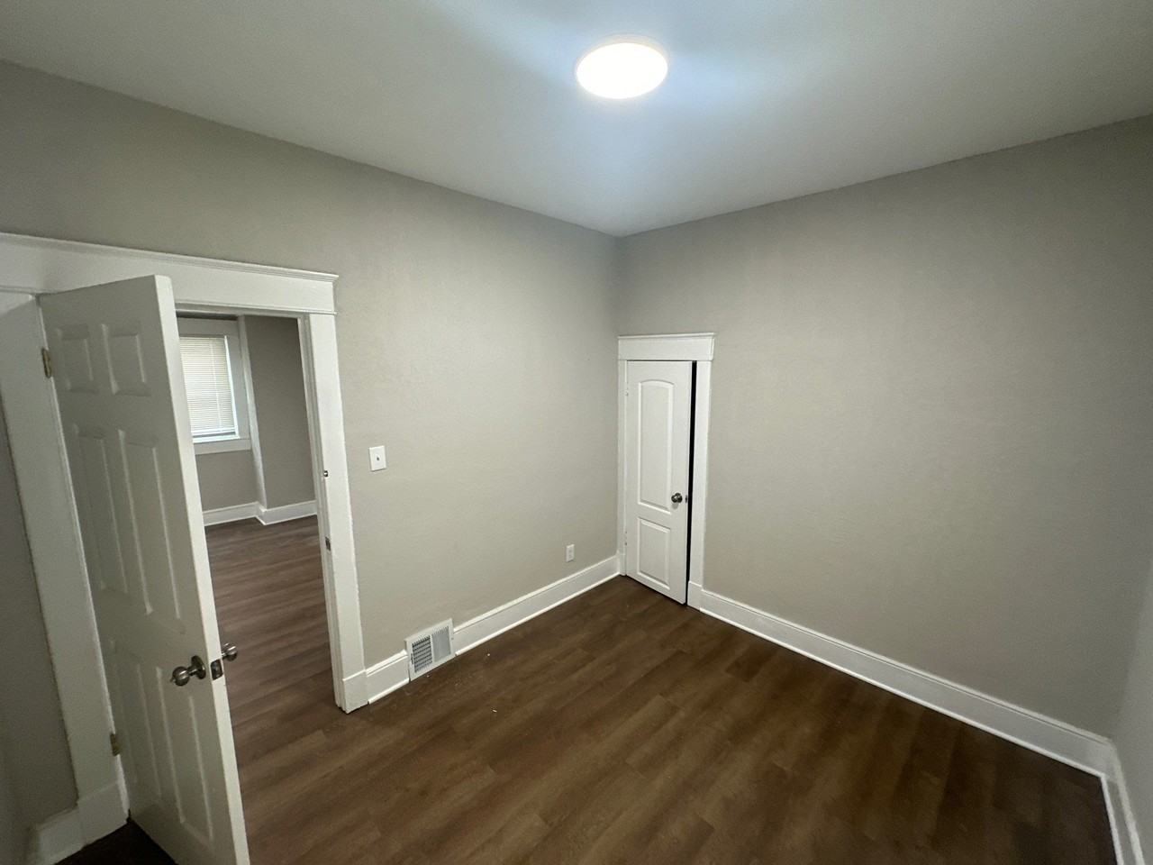 3016 E 26th St #1 - Photo 6 of 18