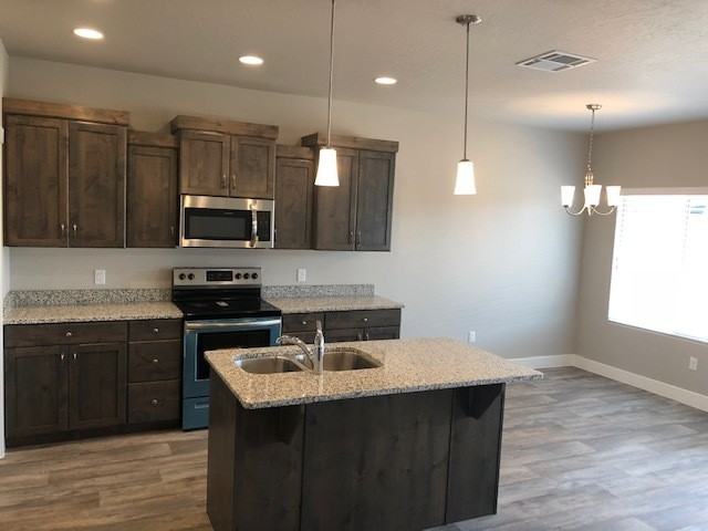 3256 E.S. - Photo 3 of 28