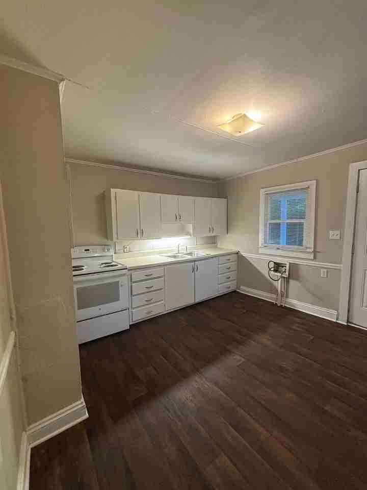 314 Homewood St - Photo 5 of 14