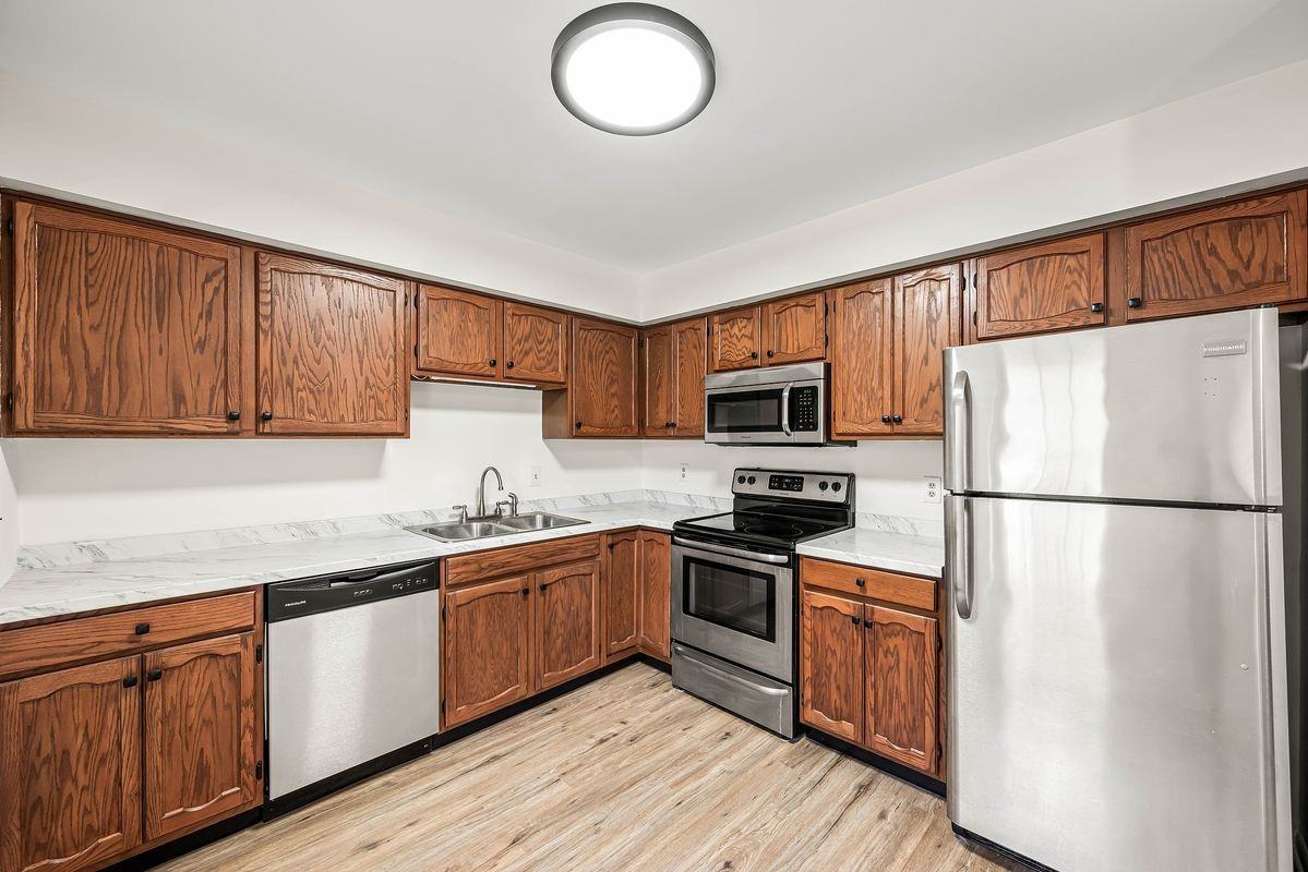 306 Valley Stream Ln - Photo 7 of 22