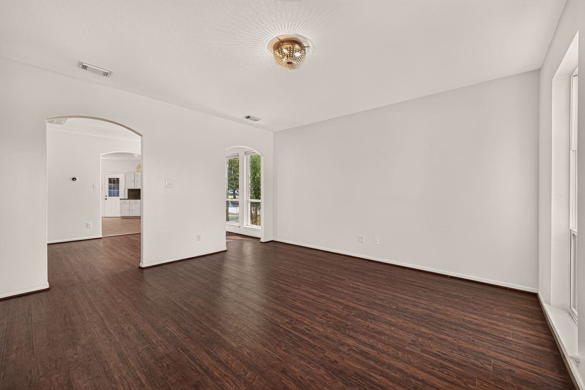 14402 Lawton Ridge Dr - Photo 4 of 30