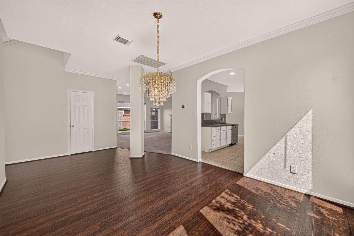 14402 Lawton Ridge Dr - Photo 5 of 30
