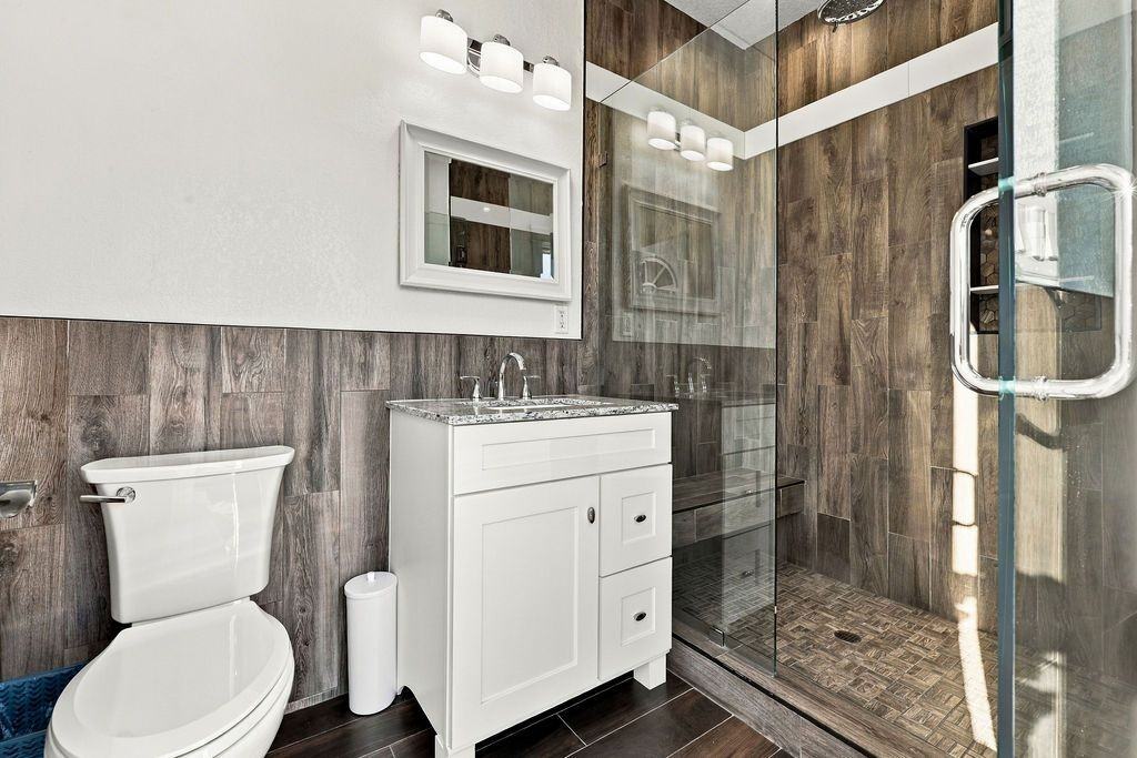 3945 Derby Cir - Photo 6 of 50