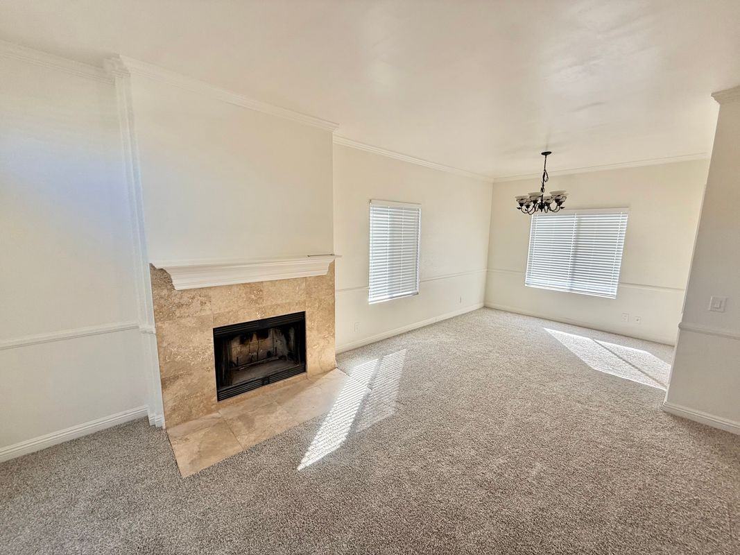 39663 Old Spring Rd - Photo 2 of 5