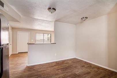 1810 N 51st St #14 - Photo 7 of 14