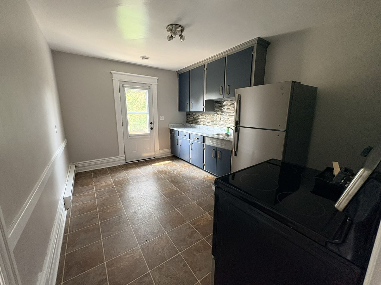 4365 Colonel Talbot Rd - Photo 7 of 16