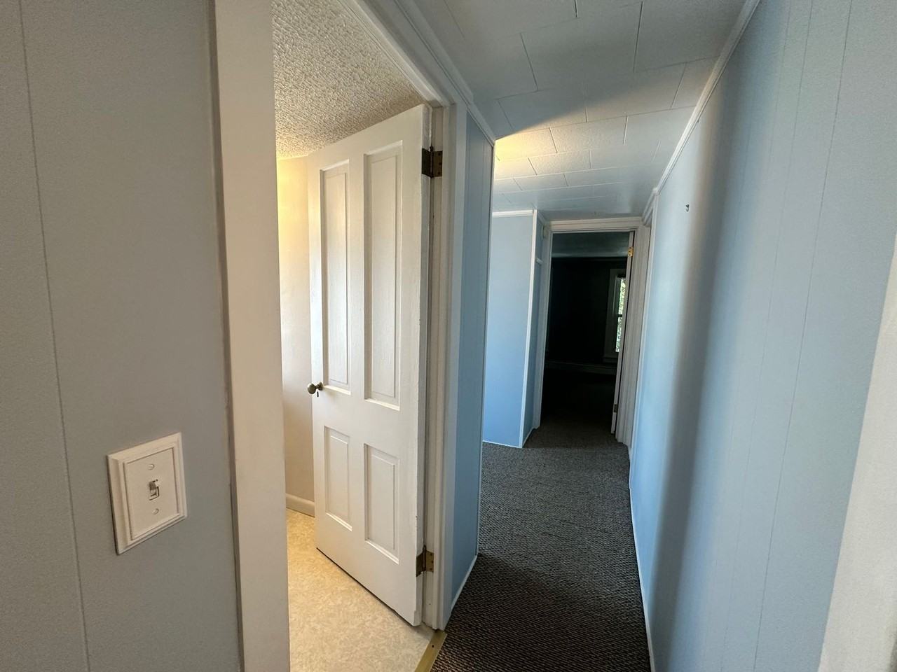 537 S 6th St - Photo 7 of 39