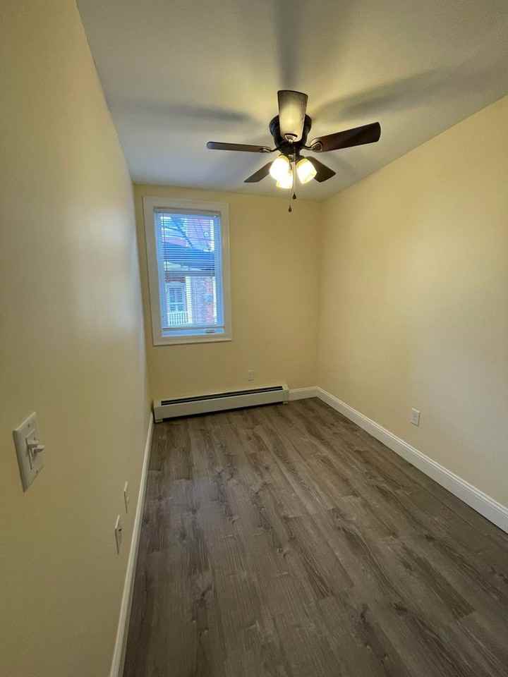 207 South Union St - Photo 4 of 23
