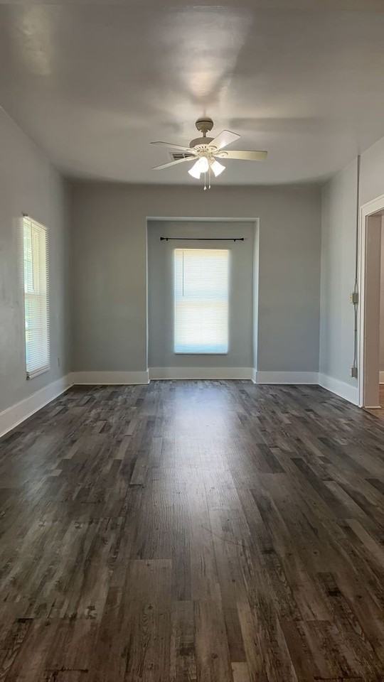 1511 W Elm Ave - Photo 2 of 21