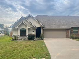 featured image of 1007 Mcclenny Dr