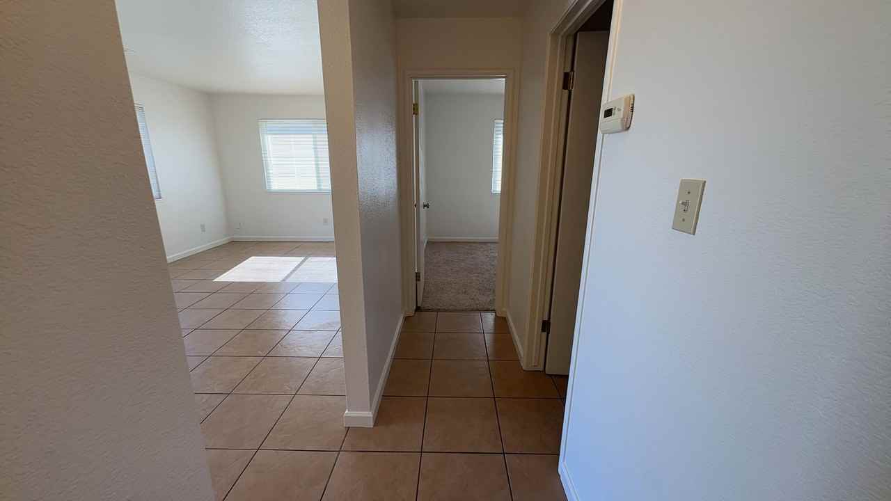 354 N 3rd Ave - Photo 5 of 8