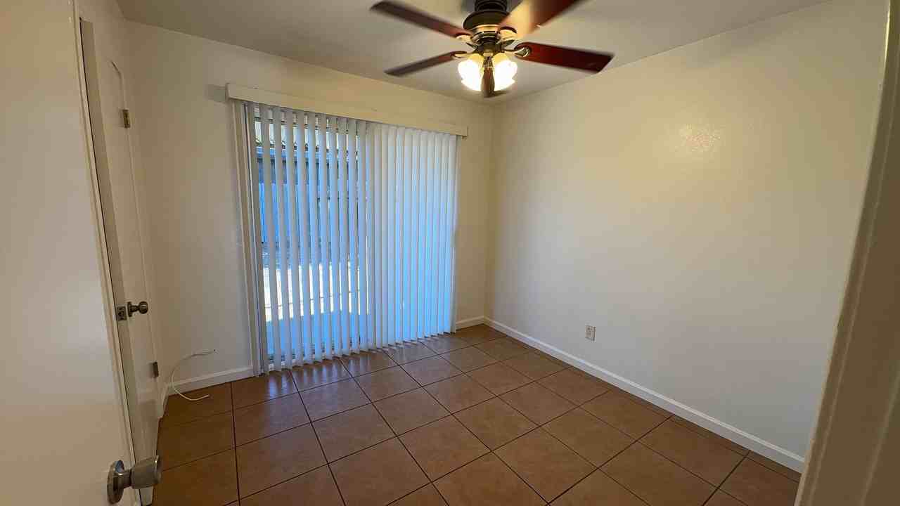 354 N 3rd Ave - Photo 7 of 8