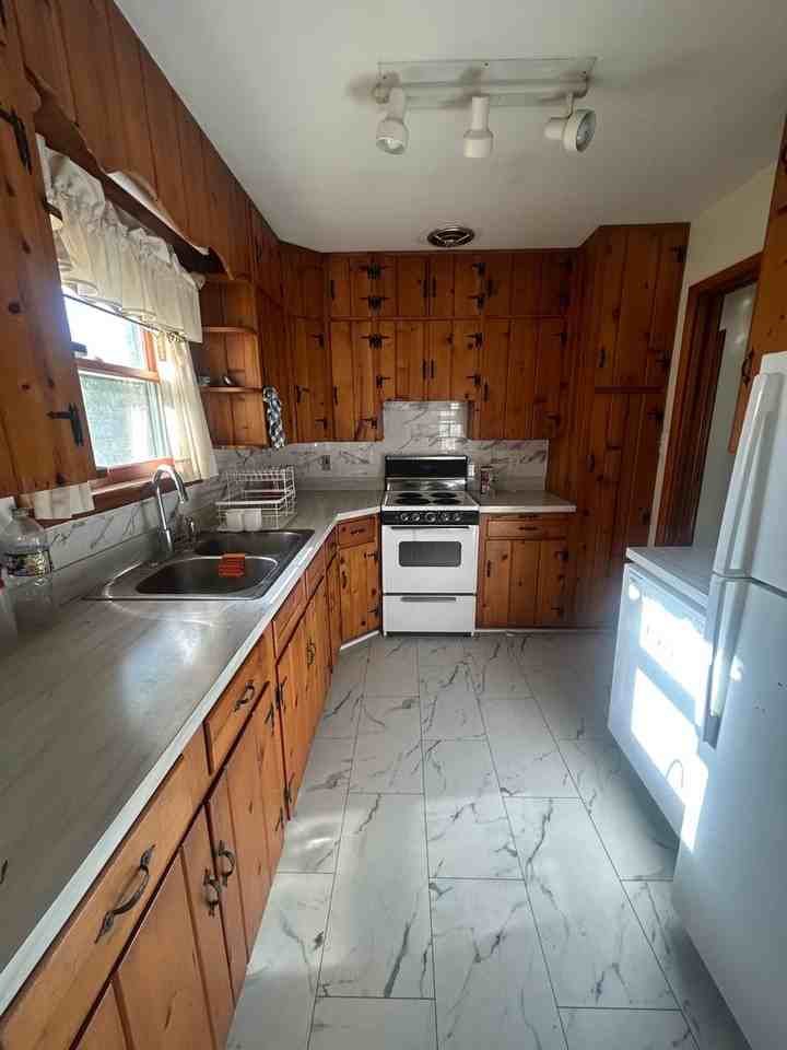 142 Sycamore Dr - Photo 6 of 17