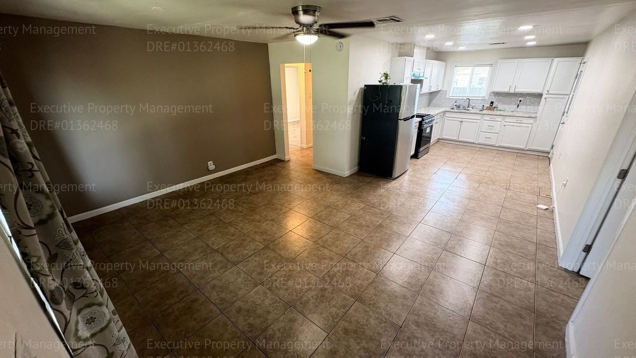 125 Madison St - Photo 5 of 32