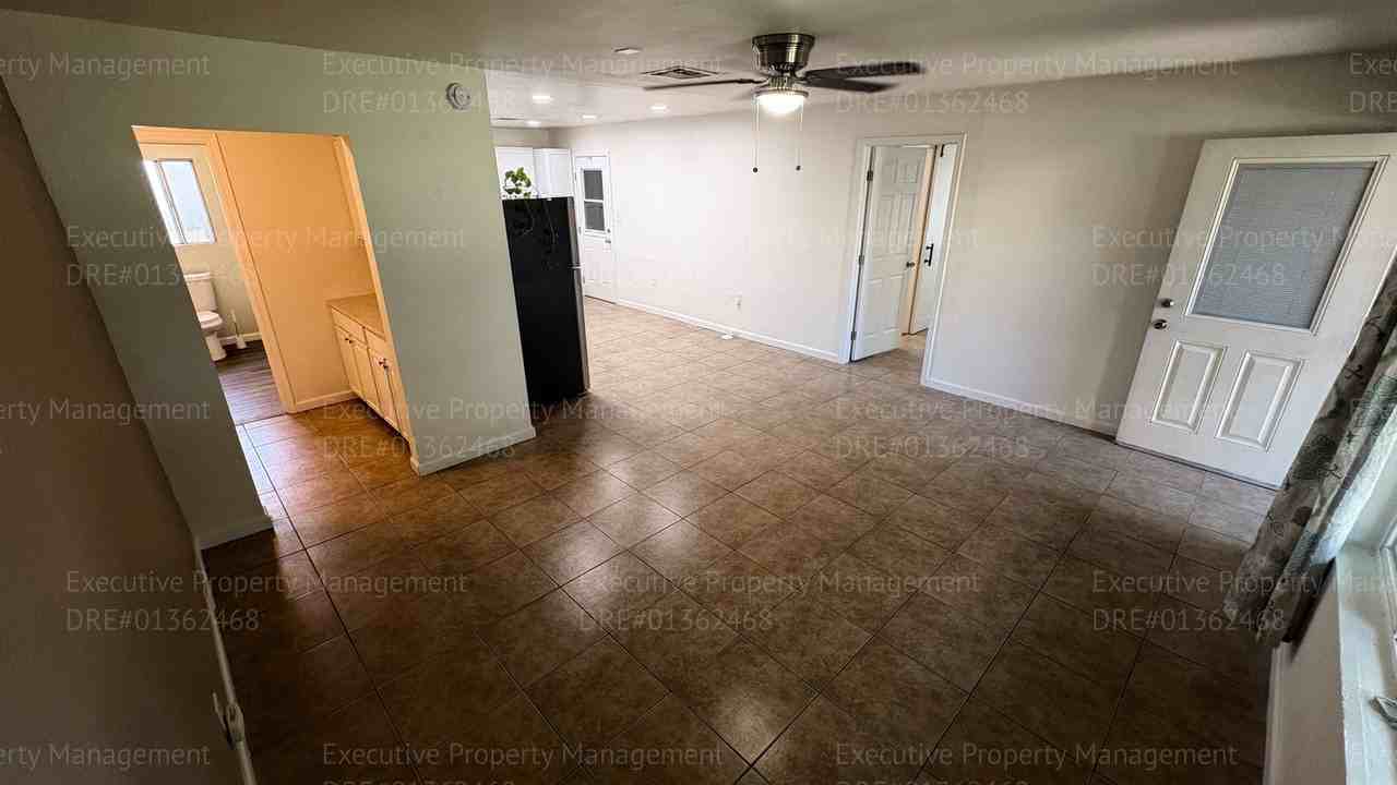 125 Madison St - Photo 6 of 32