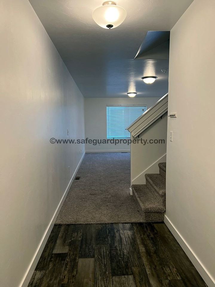 12338 S Andante Dr - Photo 4 of 29