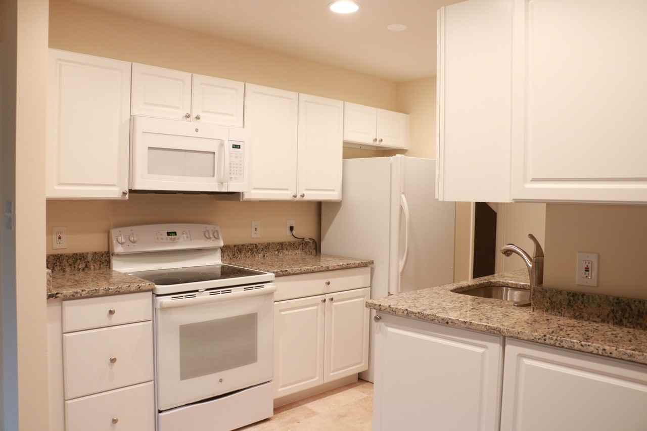 6609 Selkirk Dr - Photo 2 of 36