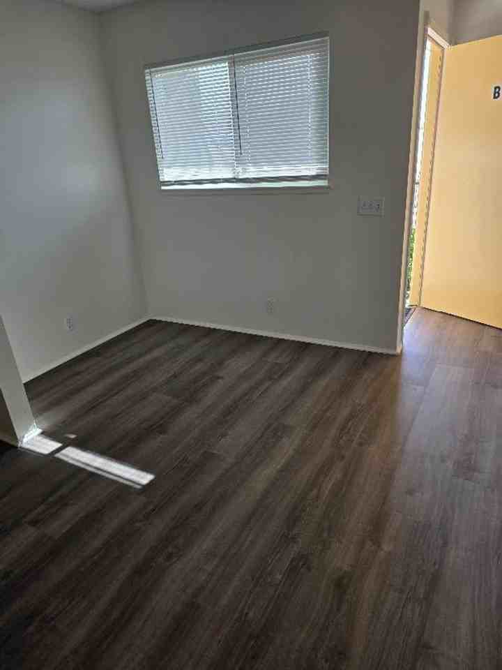 2500 El Dorado Ave Apt B - Photo 4 of 8