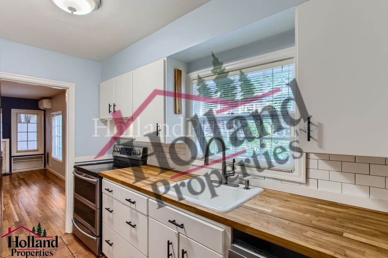 8100 Sw 41st Ave - Photo 6 of 11