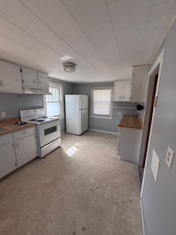 980 Chipper Curve Rd - Photo 6 of 15