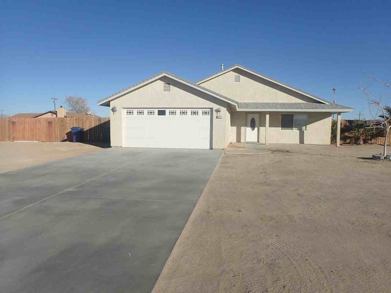 214 N Inyo St - Photo 2 of 21