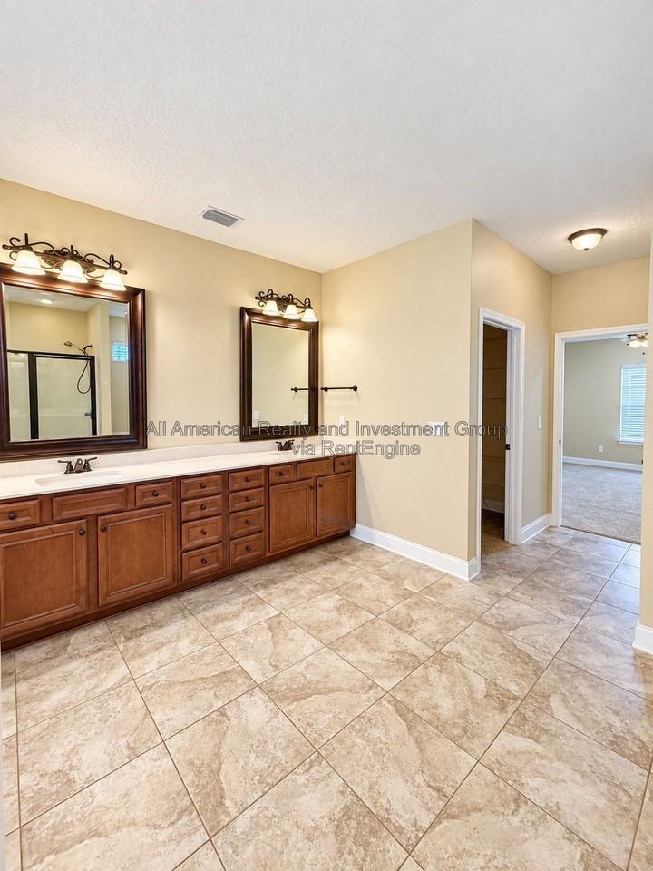 518 Lakeview St - Photo 2 of 14