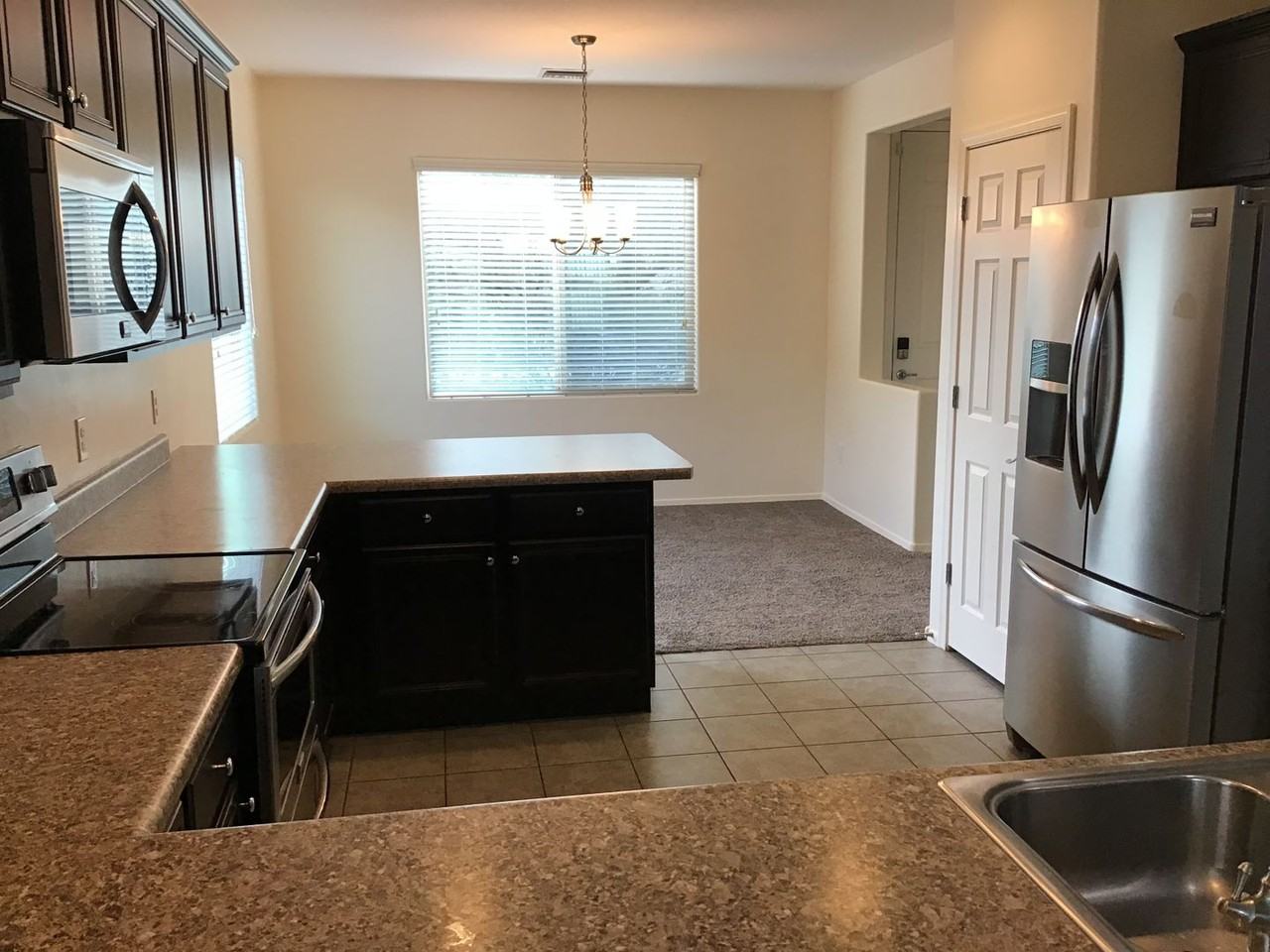 14060 N Gila River Ave - Photo 5 of 35
