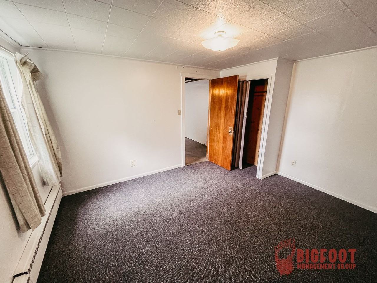 1108 Knight St - Photo 3 of 14