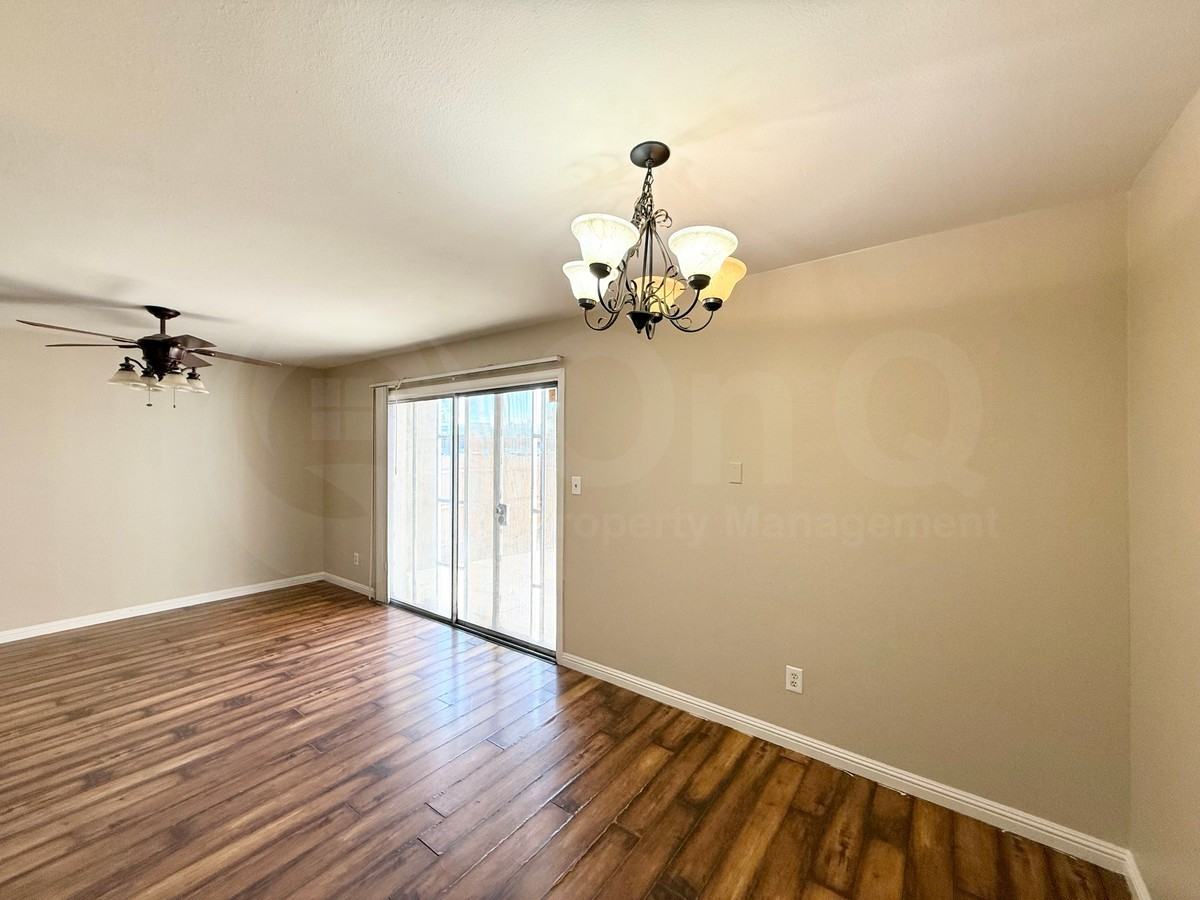 8219 N 33rd Ln - Photo 6 of 14