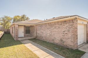 featured image of 8121 Doreen Ave