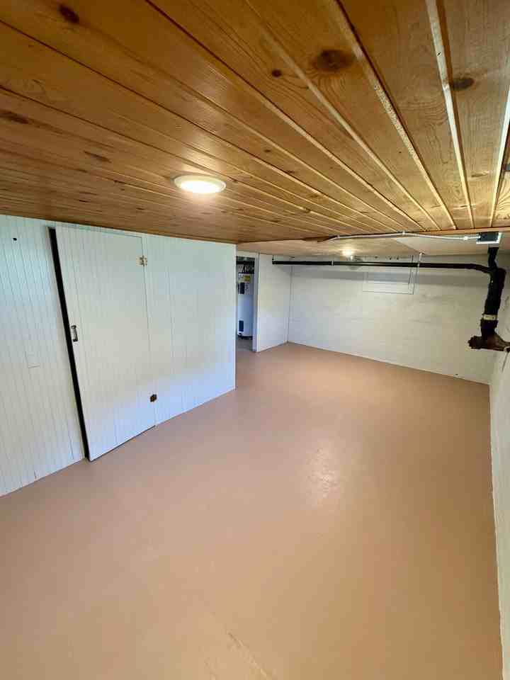 702 S Kimball Ave - Photo 5 of 24
