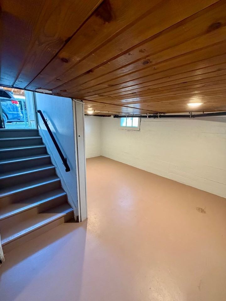 702 S Kimball Ave - Photo 6 of 24