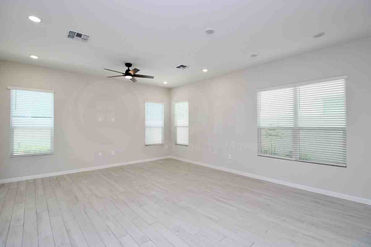 4861 E St John Rd - Photo 5 of 19