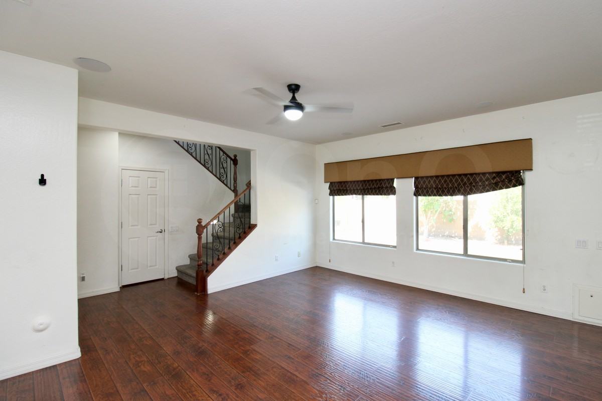 2140 W Kathleen Rd - Photo 6 of 24